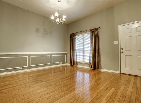 Formal Dining room or 2nd living