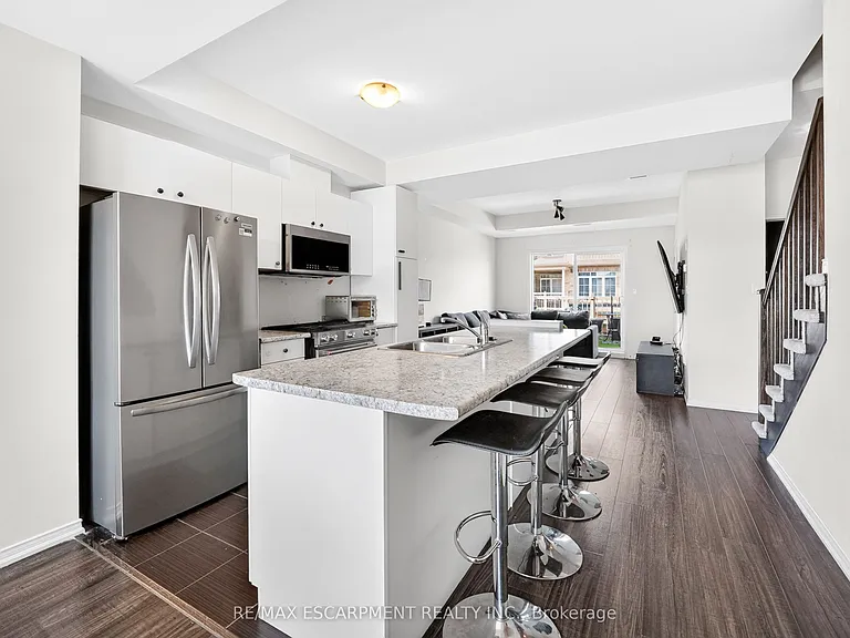 5078 Serena Dr — Photo 4