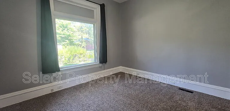 223 W Woodland Ave #1 — Photo 17