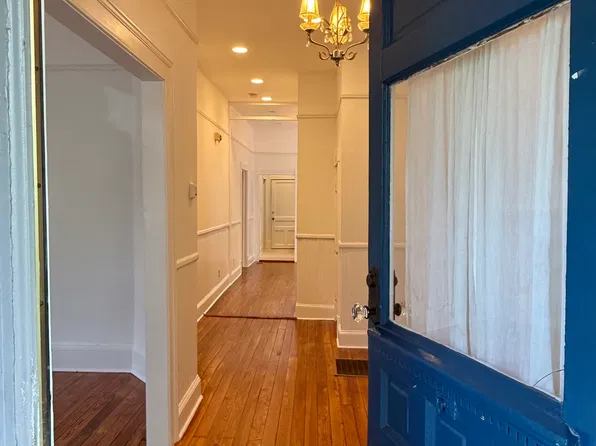 101 Brady St, Savannah, GA 31401