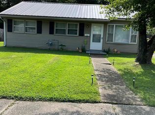 3232 Spring St, Paducah, KY 42001
