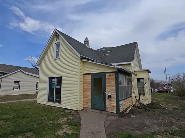 605 N 1st Ave, Marshalltown, IA 50158