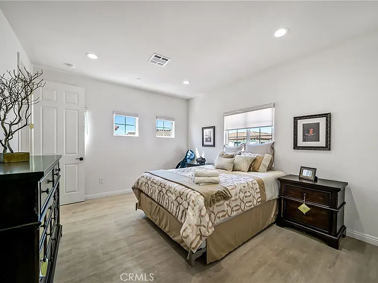 1101 N Maclay Ave #1 — Photo 21
