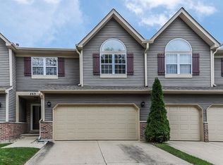 263 Dunridge Cir #263, East Dundee, IL 60118