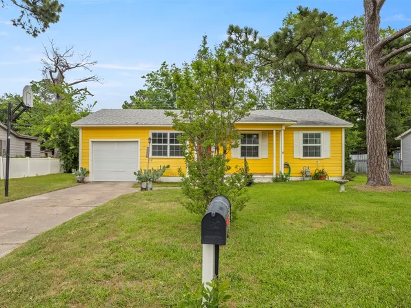 880 Volney Dr, Terrell, TX 75160