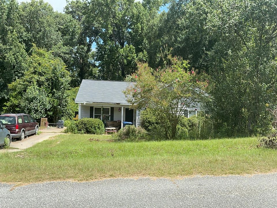 1st image of 78 Lee Road 979