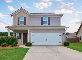 795 Walnut Creek Cir, Pendergrass, GA 30567