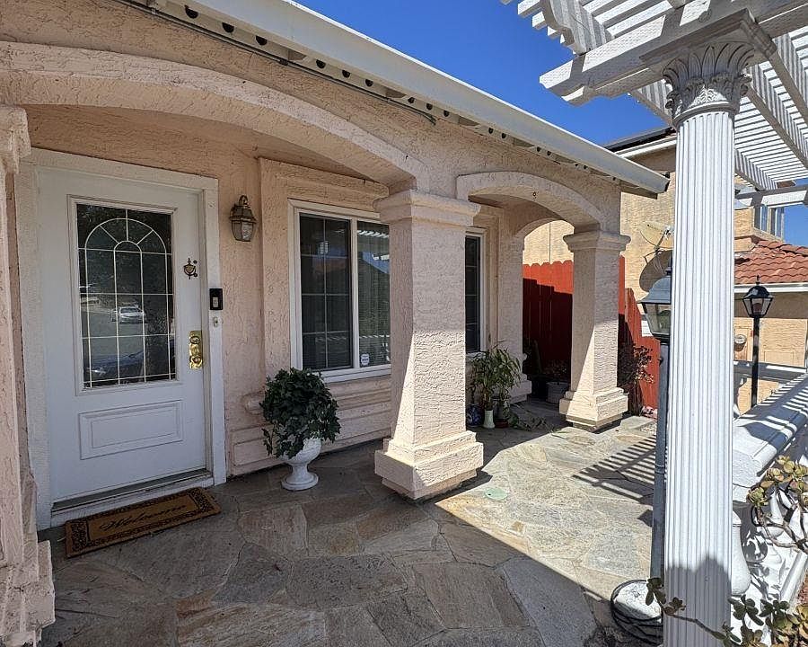 1st image of 2257 Southwood Dr