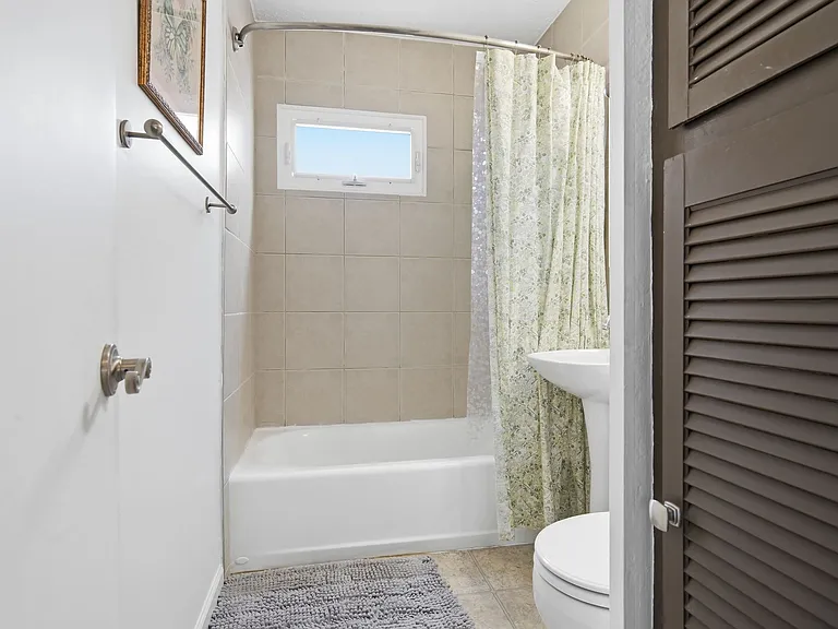 14 Ryan Dr — Photo 11