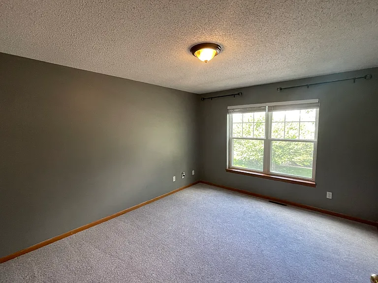 1725 Countryside Dr — Photo 8