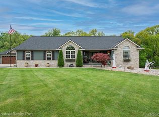 2363 Sundance Rdg, Howell, MI