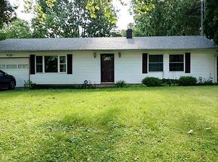 305 N Shellbark Rd, Muncie, IN 47304