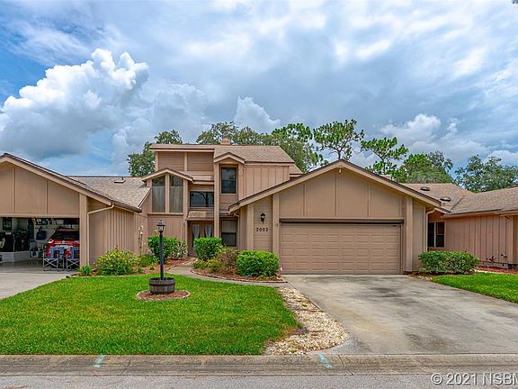 2nd image of 2002 Teakwood Ln