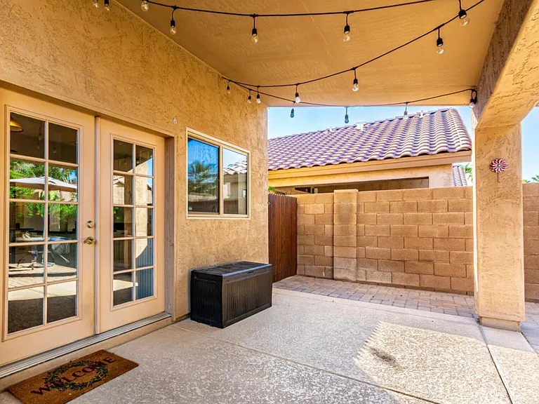1710 W Hiddenview Dr — Photo 6