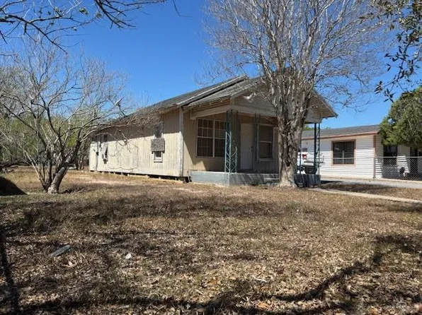 717 S Virginia Ave, Mercedes, TX 78570