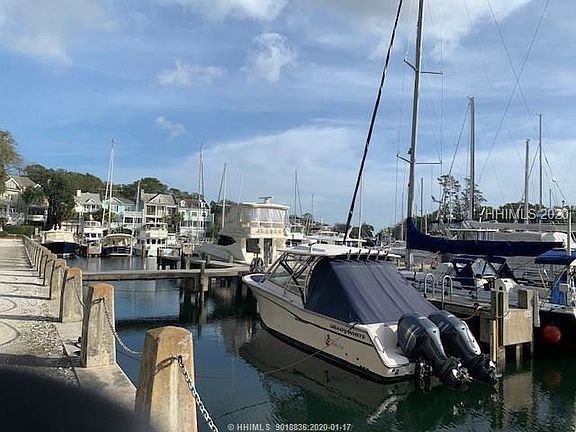 3rd image of H 127 Windmill Harbour Mari