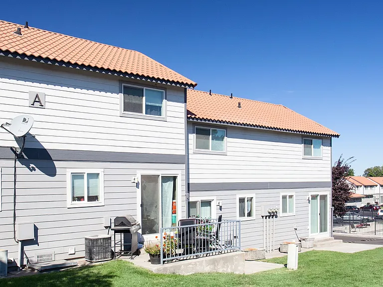 Aspen Hills Apartments — Photo 29