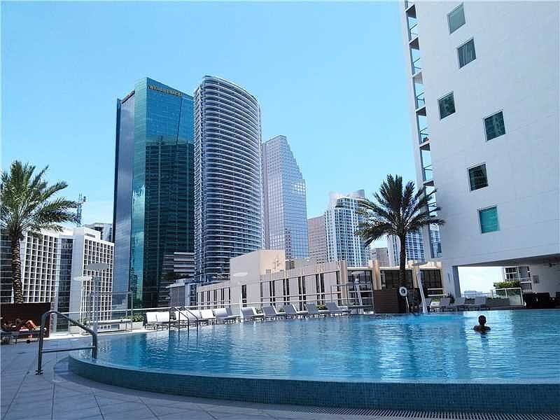1st image of 500 Brickell Ave APT 1403