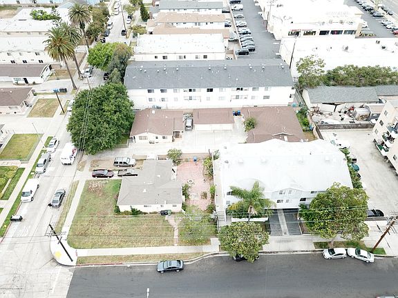5th image of 1611 W 218th St