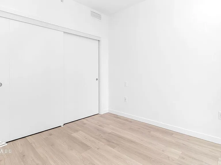 660 Quayside Dr #2905 — Photo 13