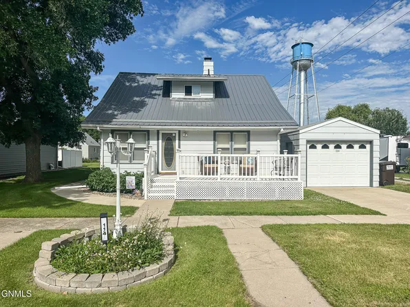 114 2nd Ave SW, Steele, ND 58482