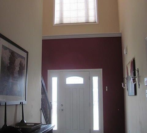 3rd image of 932 Dynamo Ln