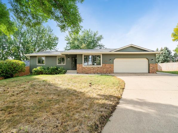 2412 S Sheffield Cir