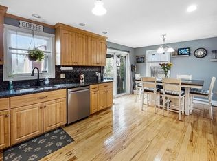 7 Jackson Brook Ter, Dover, NH 03820