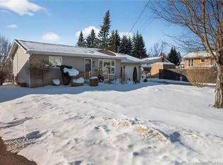 322 Thomas St, Dieppe, NB E1A 2C2