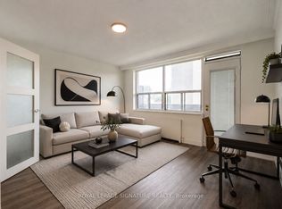 15 Gamble Ave #203, Toronto, ON M4K 2H3