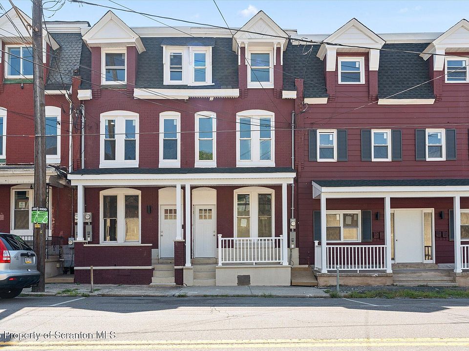 1st image of 417 Mauch Chunk St