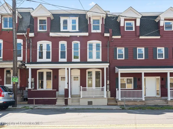 417 Mauch Chunk St, Pottsville, PA 17901