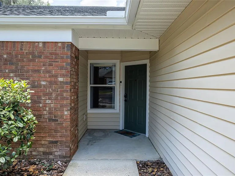 13200 W Newberry Rd #U117 — Photo 2