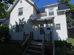 224 S Ithaca St, Ithaca, MI 48847