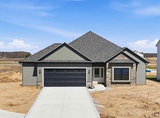 1564 Farm View Ct, Huntertown, IN