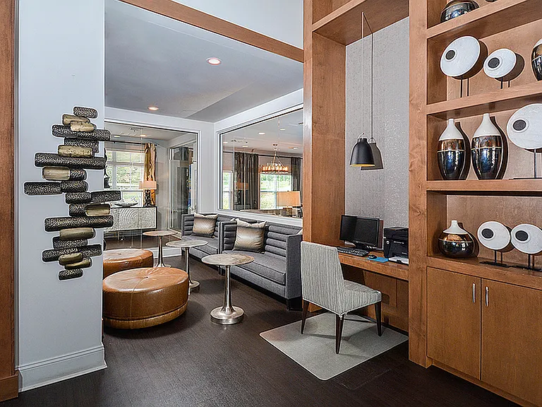Plymouth Pointe Resident Lounge