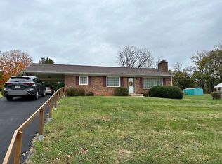 210 Mayfield Dr, Lynchburg, VA 24502