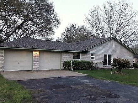 1st image of 618 Marion Ln