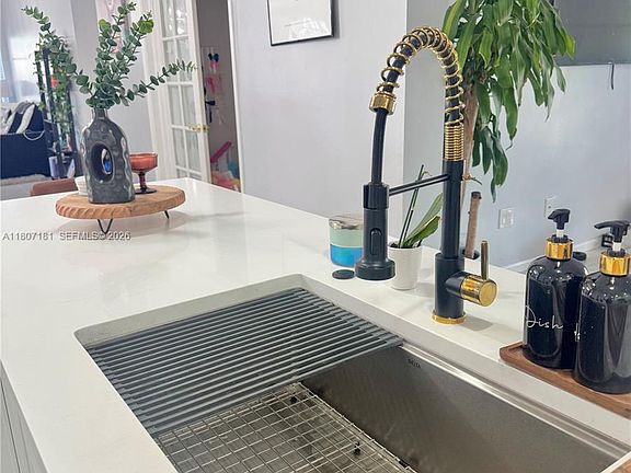 5th image of 15421 SW 158th St