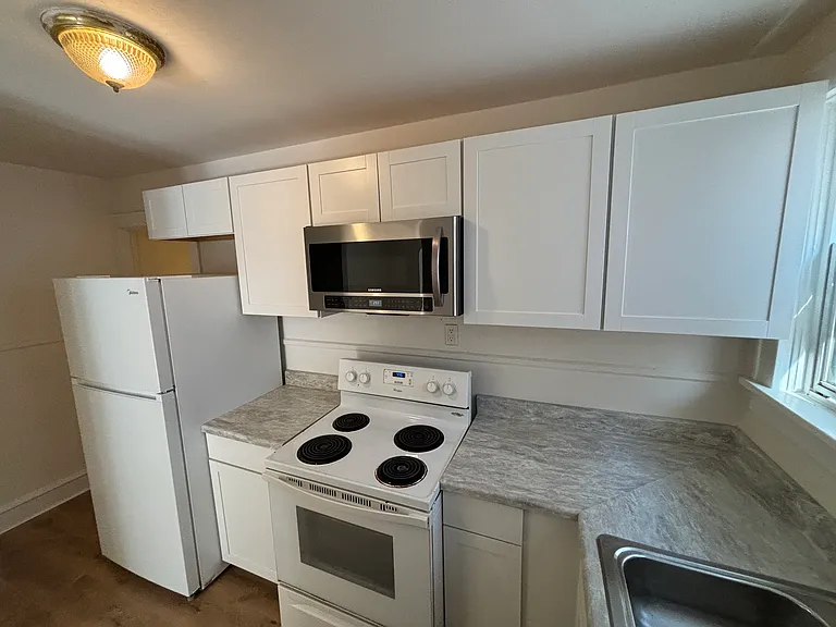 635 N James St #3 — Photo 9