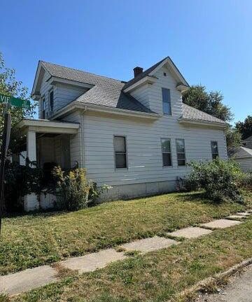 2nd image of 1723 W Locust St