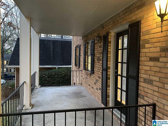 3rd image of 863 Vestavia Villa Ct APT B