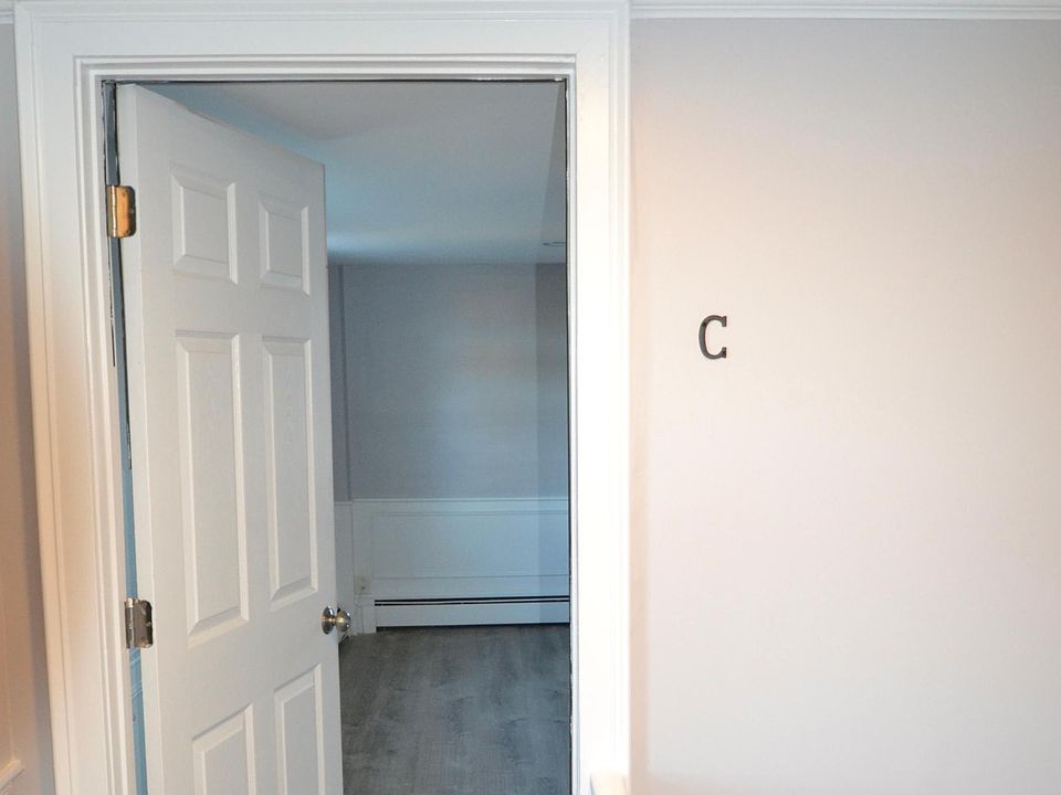 Rear entry Unit C