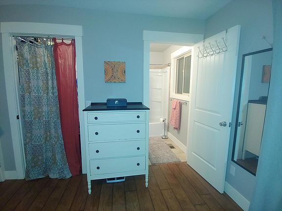 Master bedroom full bathroom and walk in closet.