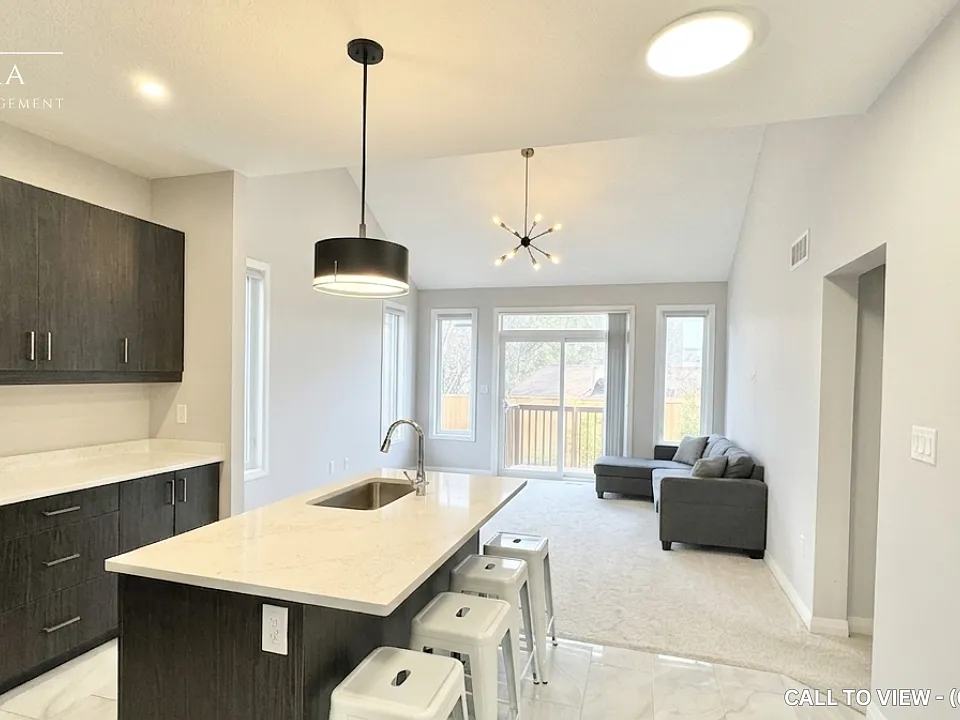 264 Blair Rd #10
