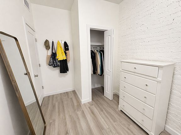 5th image of 258 E 33rd St #3