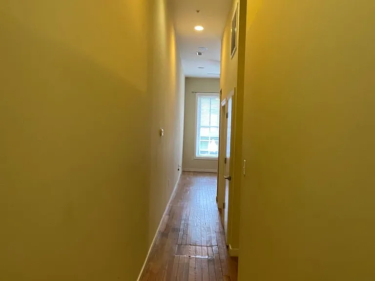 126-128 W Washington St #130 — Photo 22