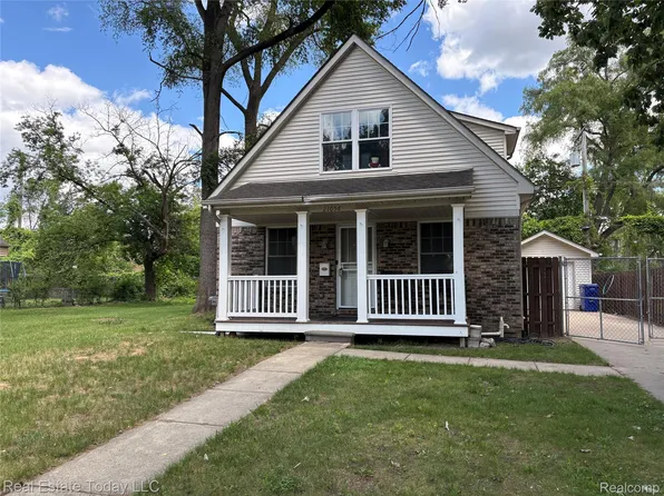 21056 Woodside Ave, Ferndale, MI 48220
