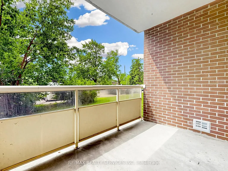 175 Hilda Ave #102 — Photo 24