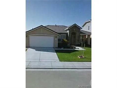 3916 Crescendo Ln photo 1
